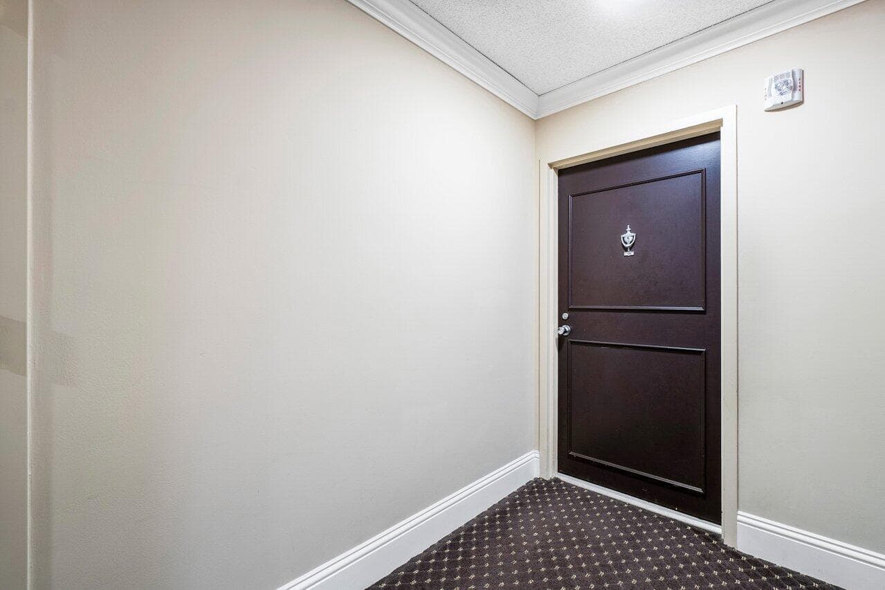 2400 Presidential Way 1906, West Palm Beach, FL 33401 — photo 26 of 42