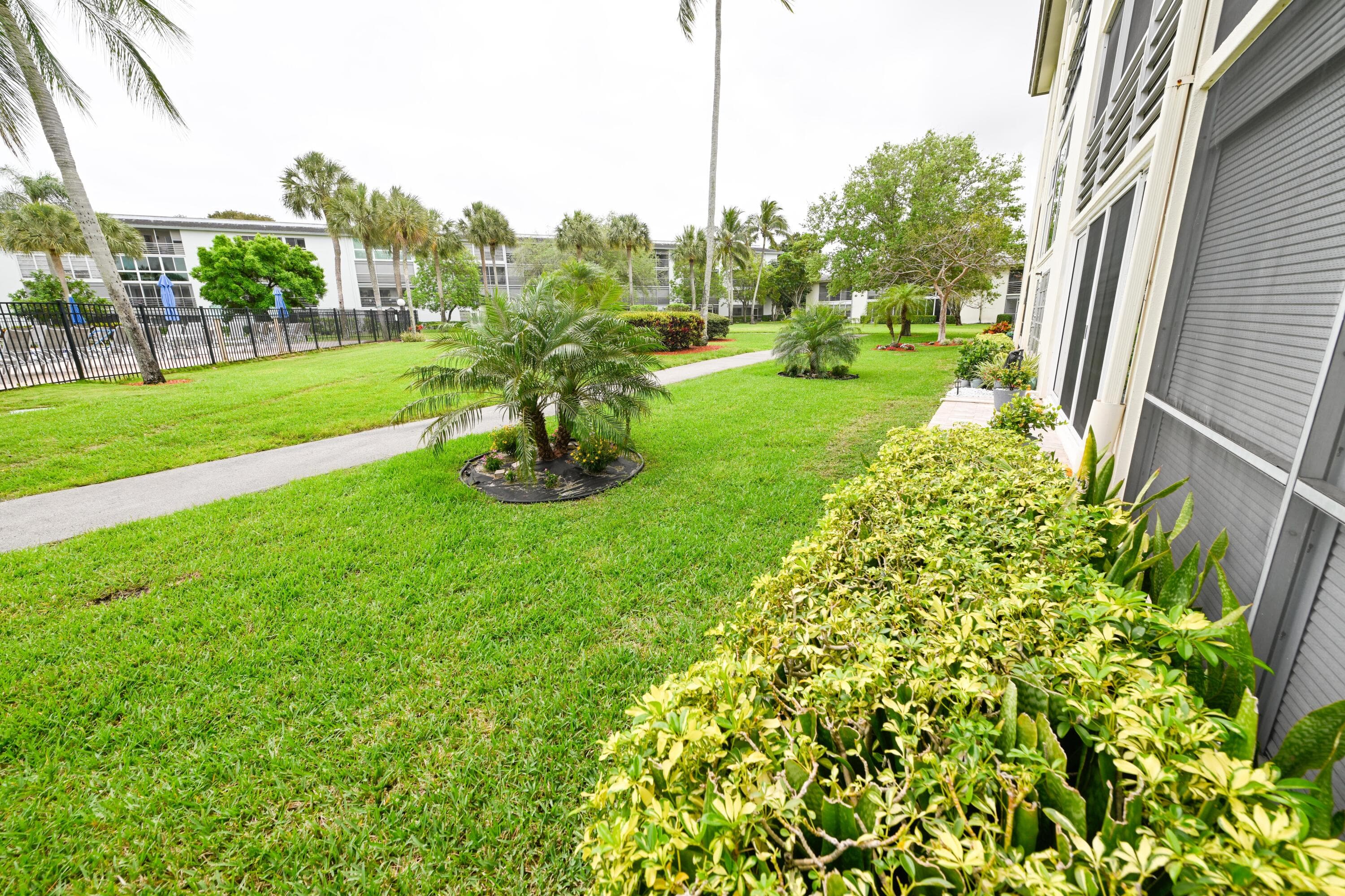 2901 Victoria Circle J1, Coconut Creek, FL 33066 — photo 27 of 50