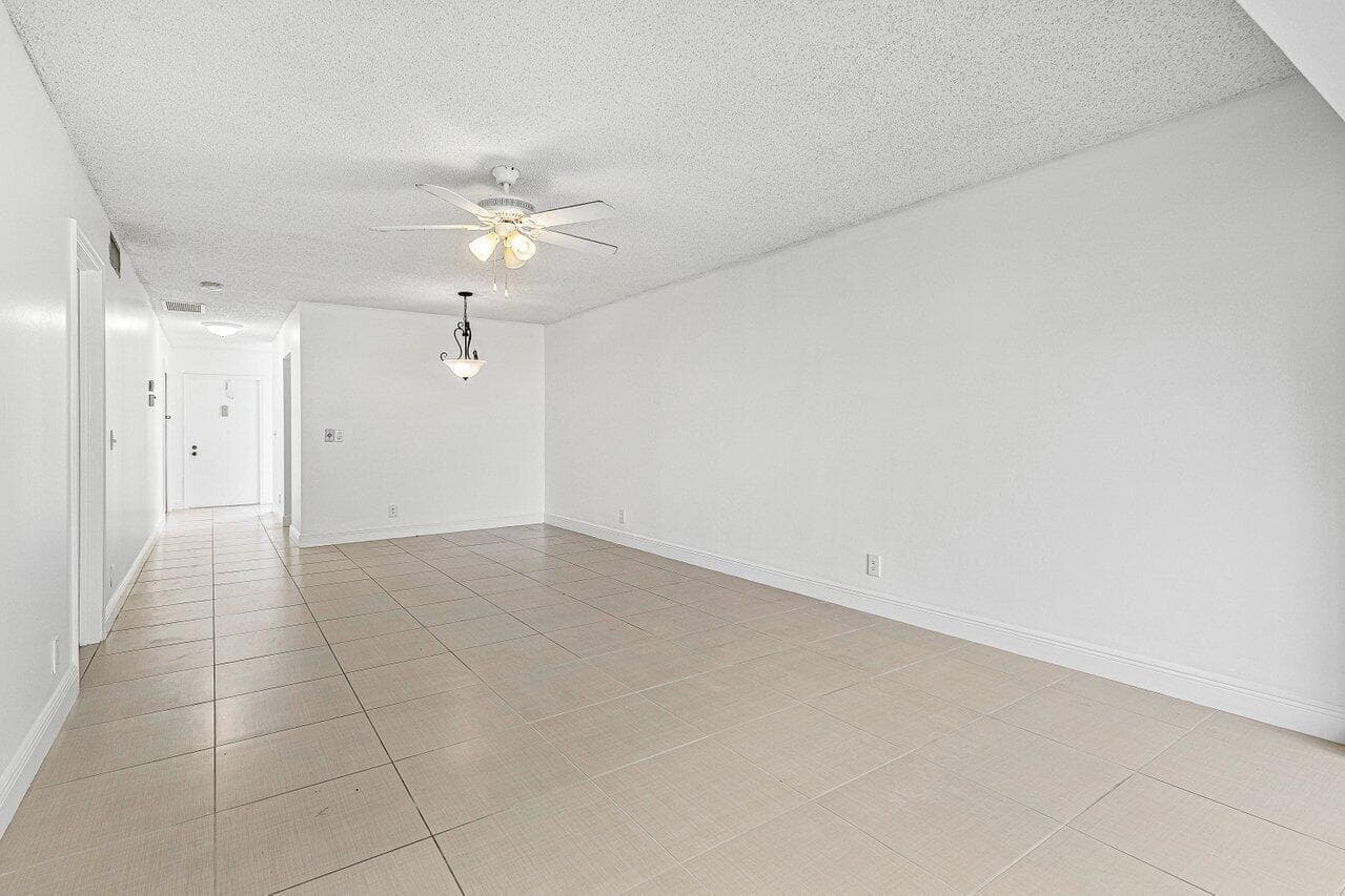 1021 Flame Vine Avenue, Delray Beach, FL 33445 — photo 8 of 24