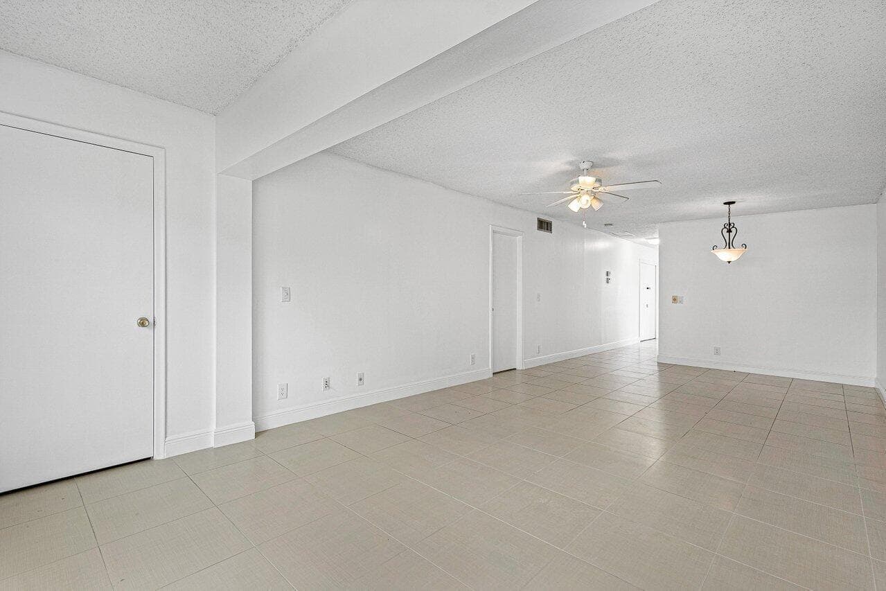 1021 Flame Vine Avenue, Delray Beach, FL 33445 — photo 9 of 24