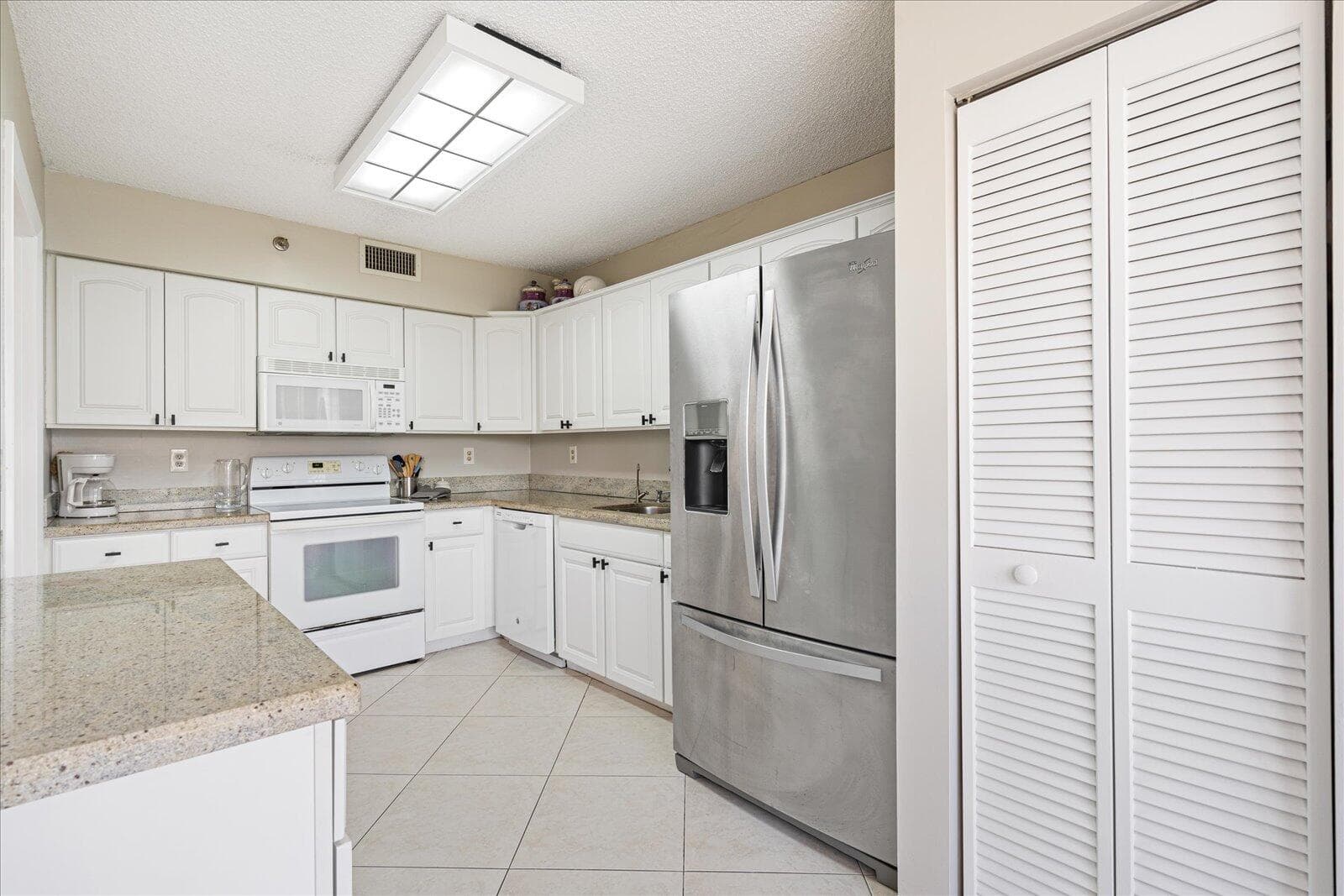 7564 Regency Lake Drive 502, Boca Raton, FL 33433 — photo 13 of 13