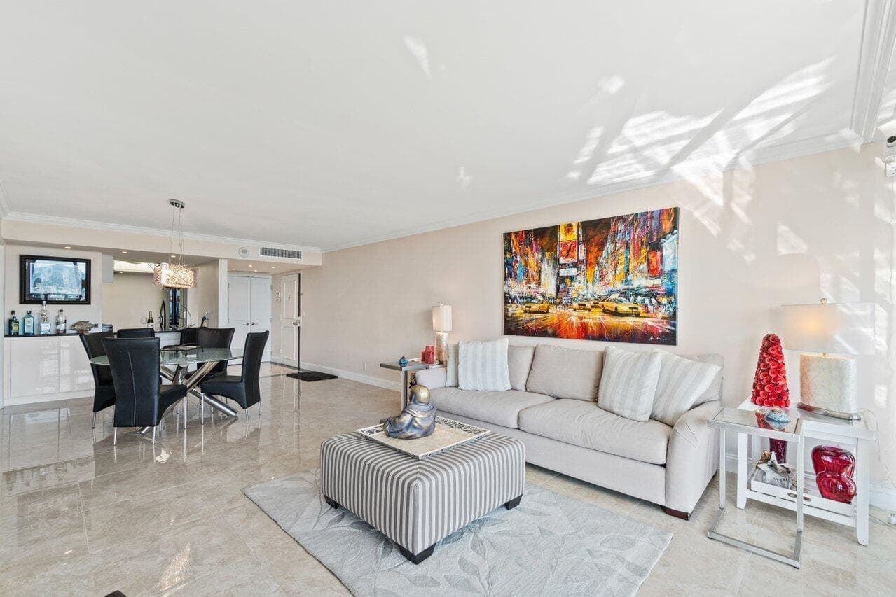 2400 Presidential Way 1906, West Palm Beach, FL 33401 — photo 3 of 42