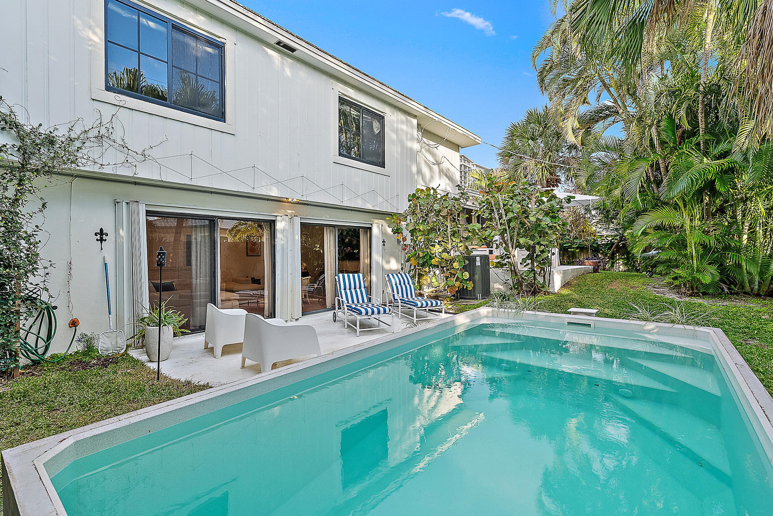 1271 Morse Boulevard, Singer Island, FL 33404 — photo 3 of 21