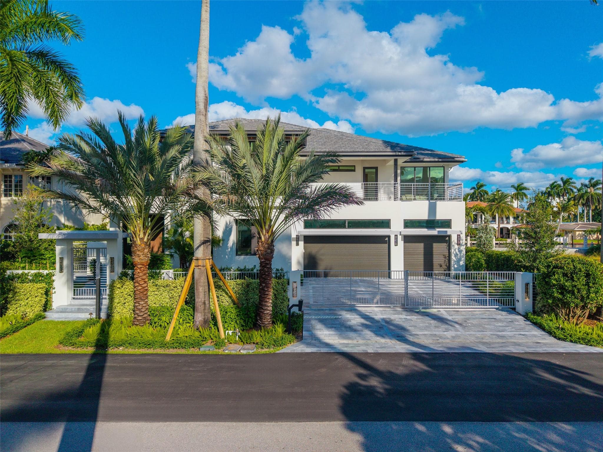 24 Fiesta Way, Fort Lauderdale, FL 33301 — photo 4 of 87