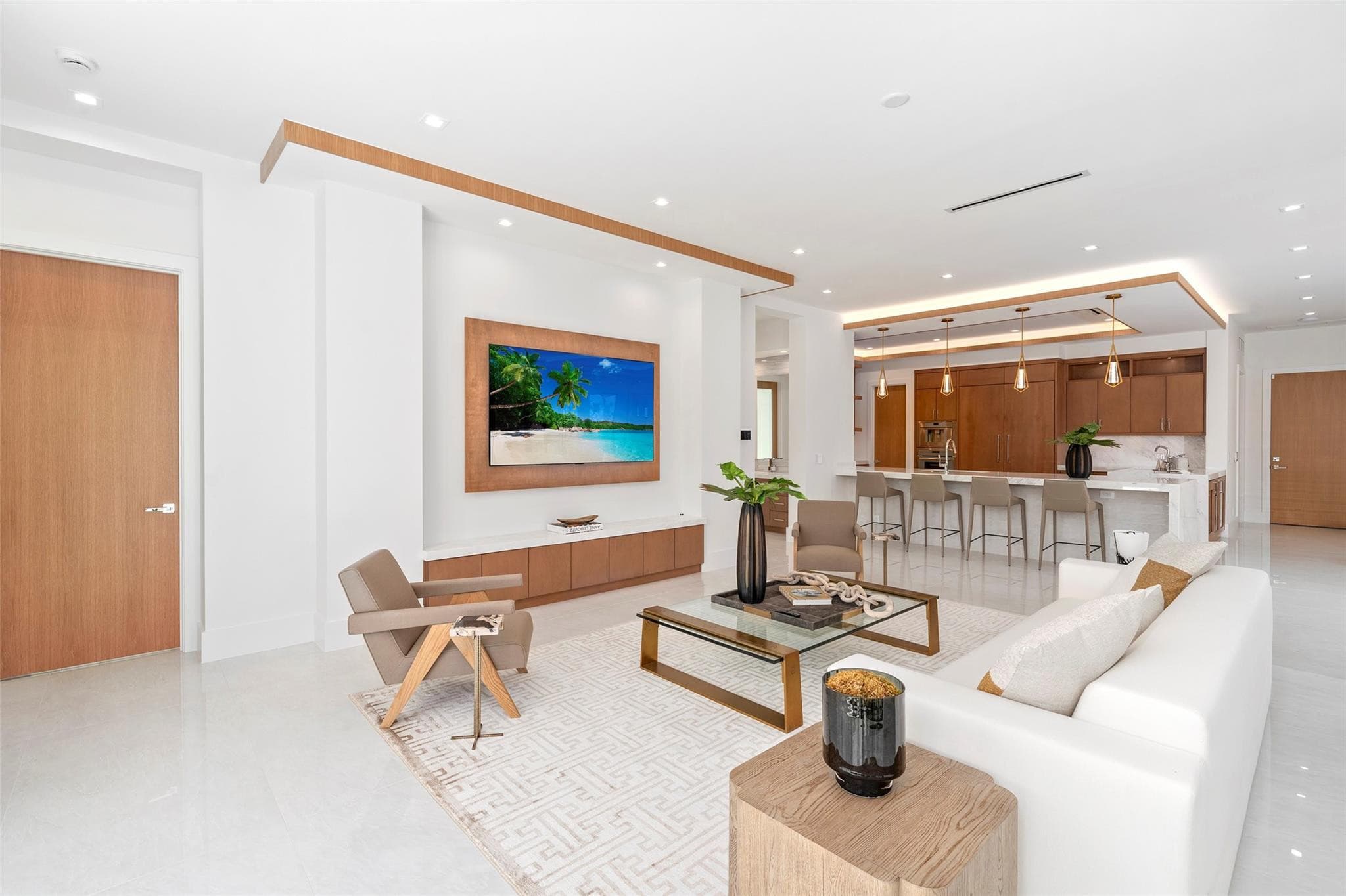 24 Fiesta Way, Fort Lauderdale, FL 33301 — photo 15 of 87