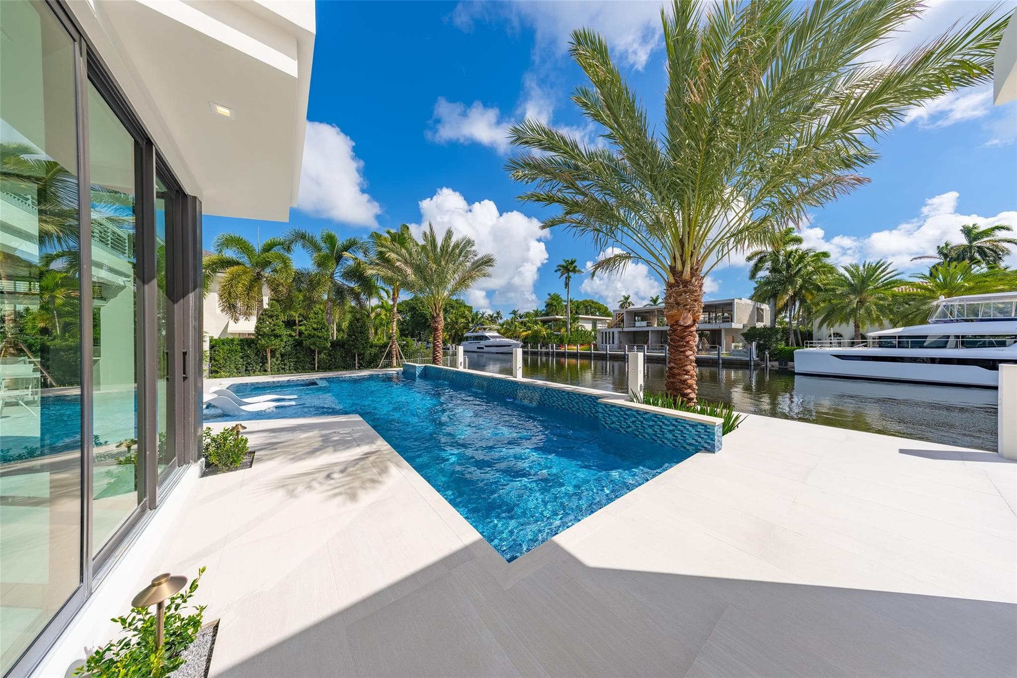 24 Fiesta Way, Fort Lauderdale, FL 33301 — photo 72 of 87