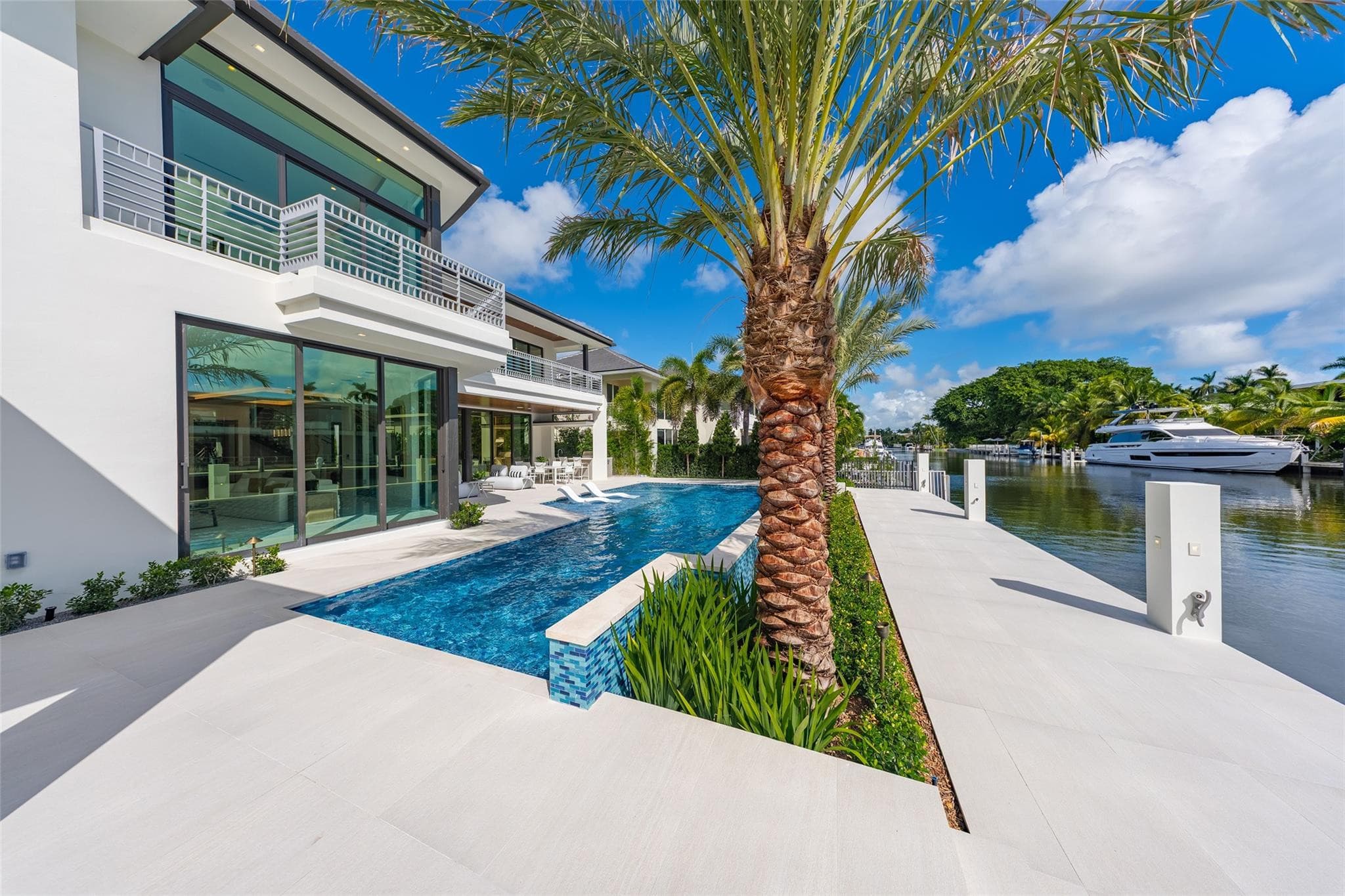 24 Fiesta Way, Fort Lauderdale, FL 33301 — photo 73 of 87