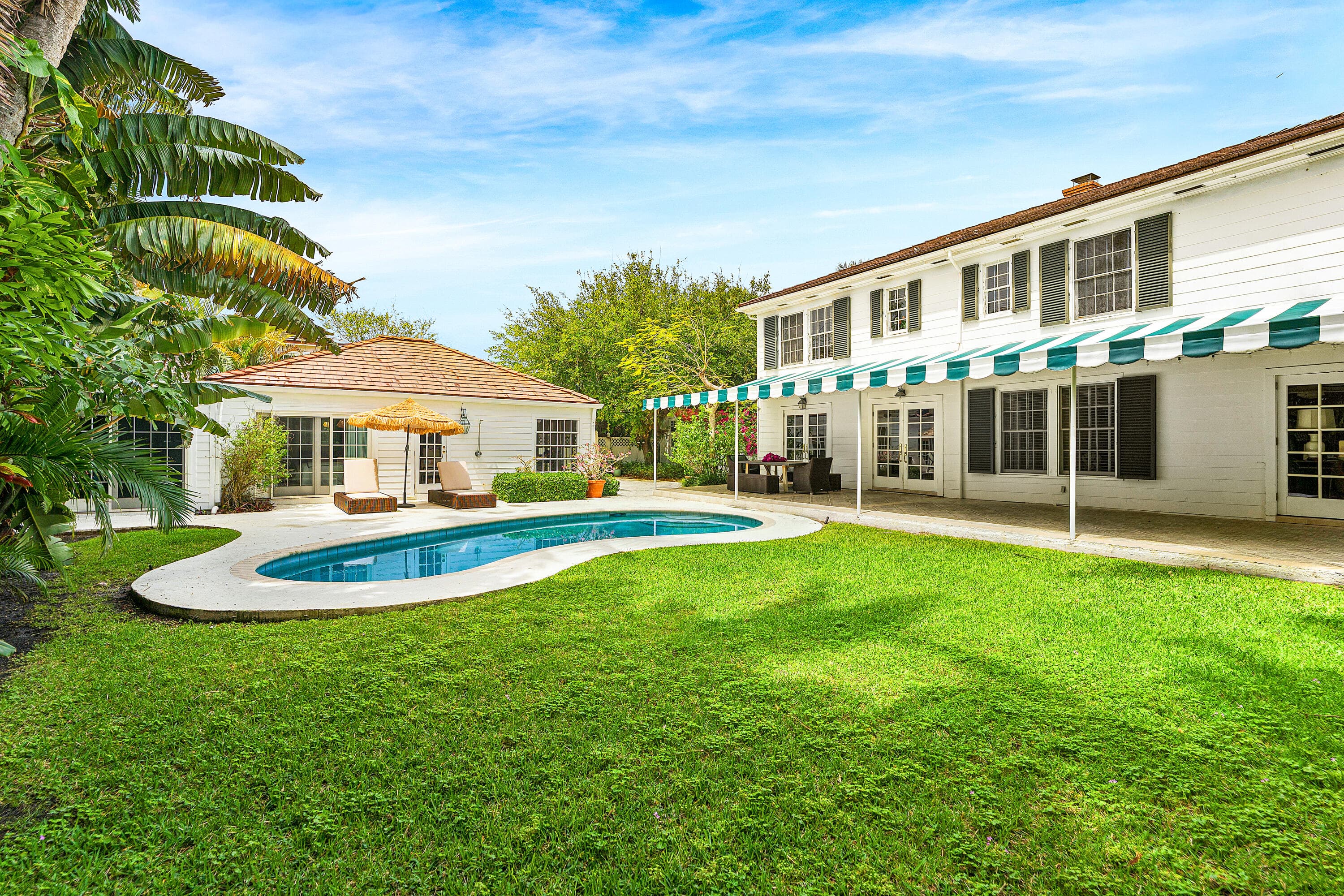 210 Merrain Road, Palm Beach, FL 33480 — photo 3 of 33