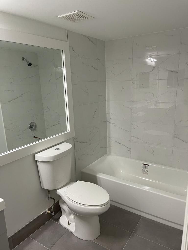 9640 NW 2 Street 208, Pembroke Pines, FL 33024 — photo 11 of 18