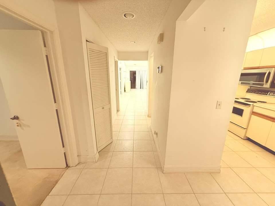 10062 Hickorywood Place, Boynton Beach, FL 33437 — photo 5 of 60