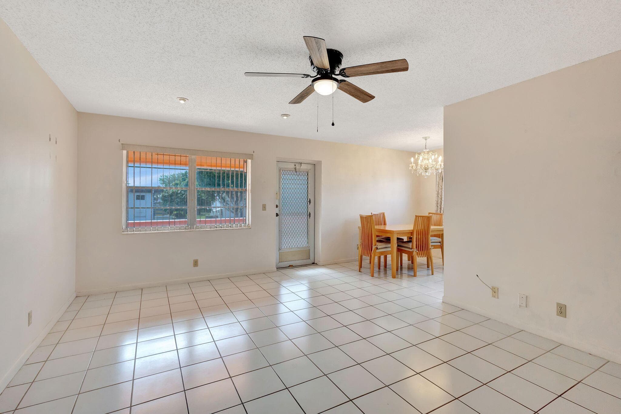332 Sheffield N, West Palm Beach, FL 33417 — photo 3 of 30