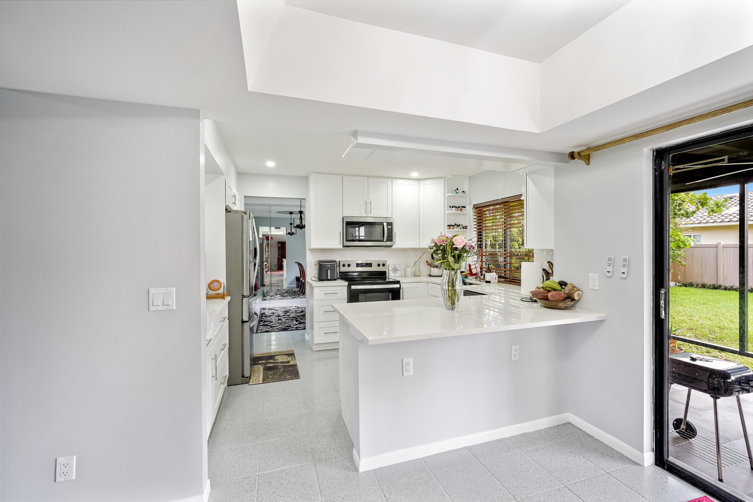 6840 W Wedgewood Avenue, Davie, FL 33331 — photo 8 of 88