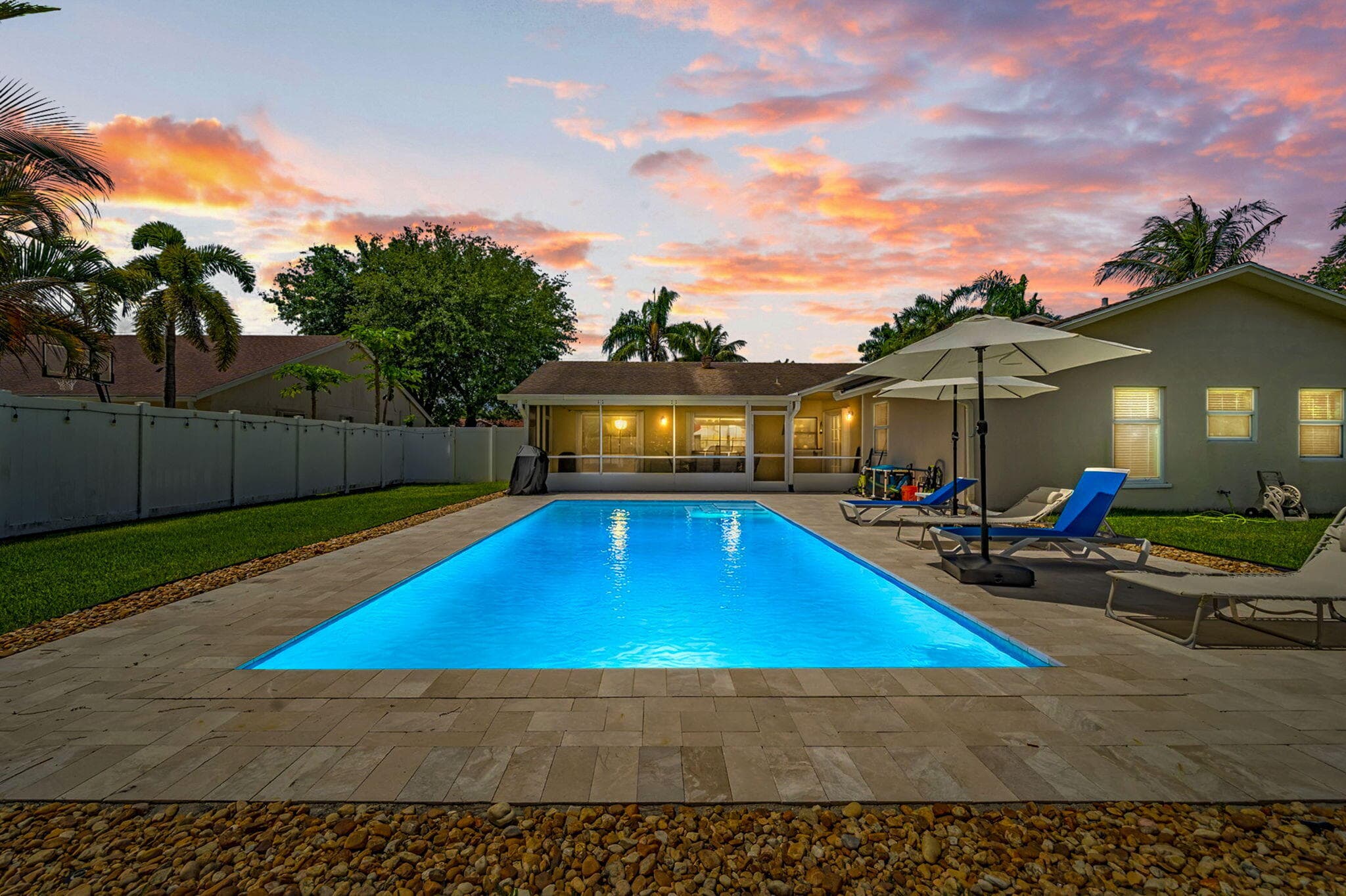 167 Ponce De Leon Street, Royal Palm Beach, FL 33411 — photo 2 of 37