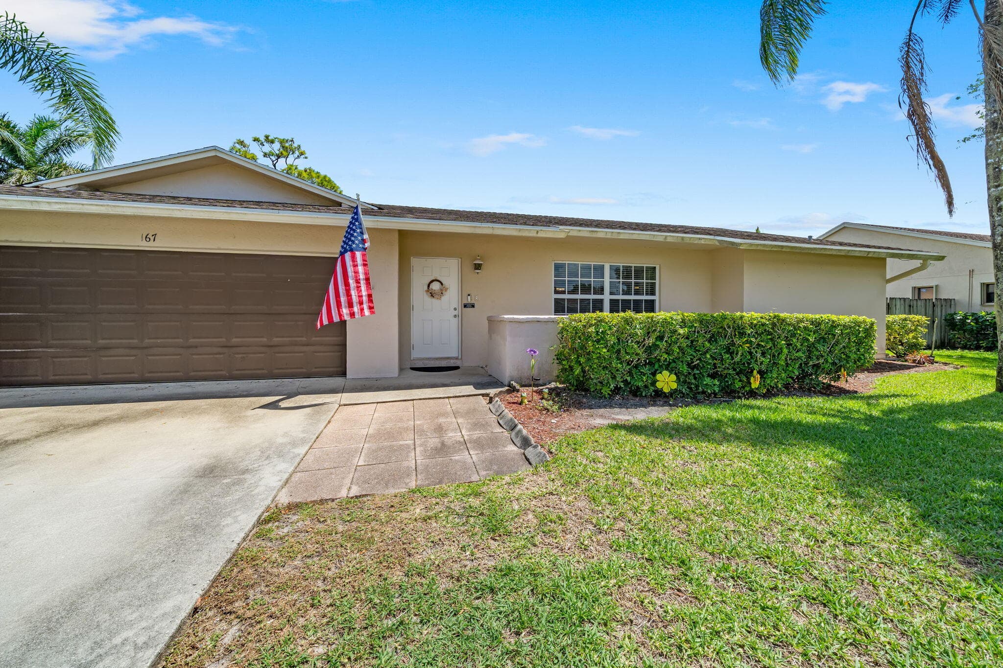 167 Ponce De Leon Street, Royal Palm Beach, FL 33411 — photo 3 of 37
