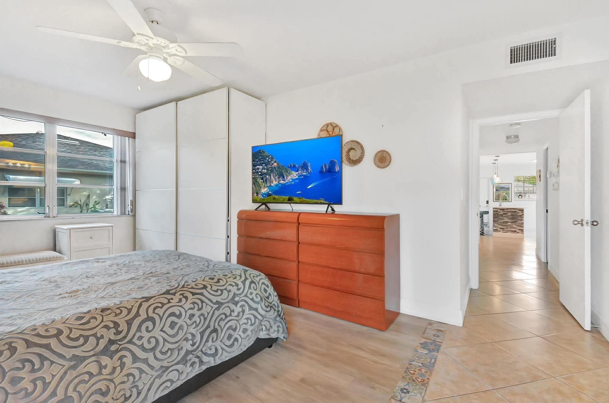 1232 Club Drive W D, Delray Beach, FL 33445 — photo 6 of 23