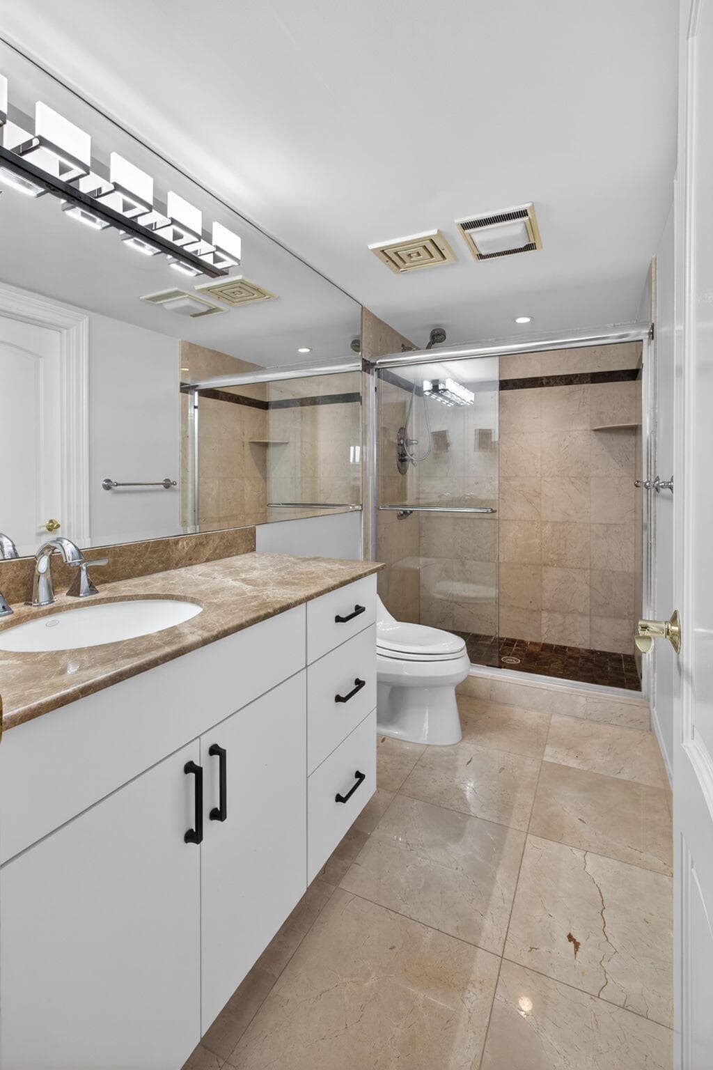4000 N Ocean Drive 701, Singer Island, FL 33404 — photo 32 of 77