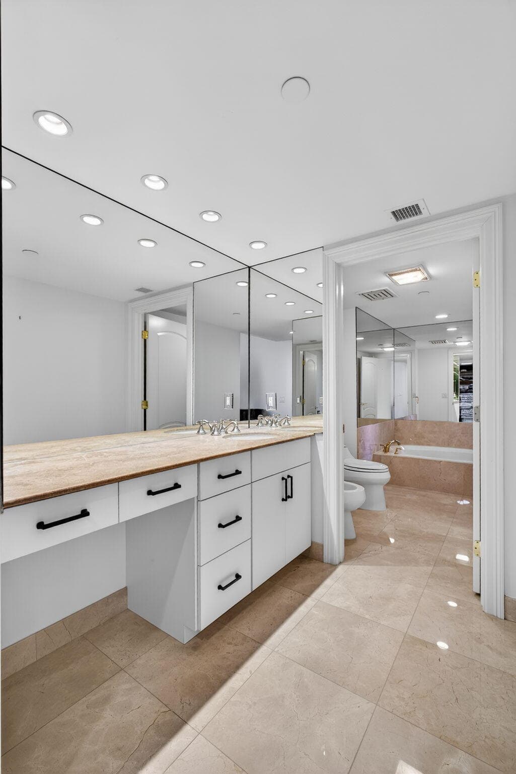 4000 N Ocean Drive 701, Singer Island, FL 33404 — photo 35 of 77