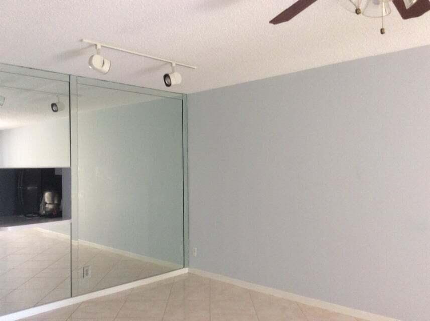 300 NE 26th Avenue NE 1040, Boynton Beach, FL 33435 — photo 4 of 32