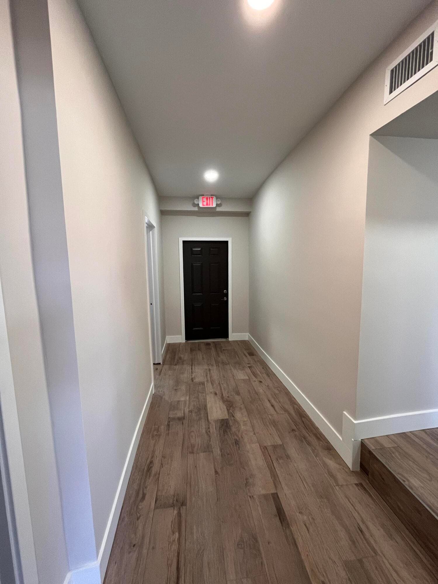 900 Federal Highway, Riviera Beach, FL — photo 6 of 39