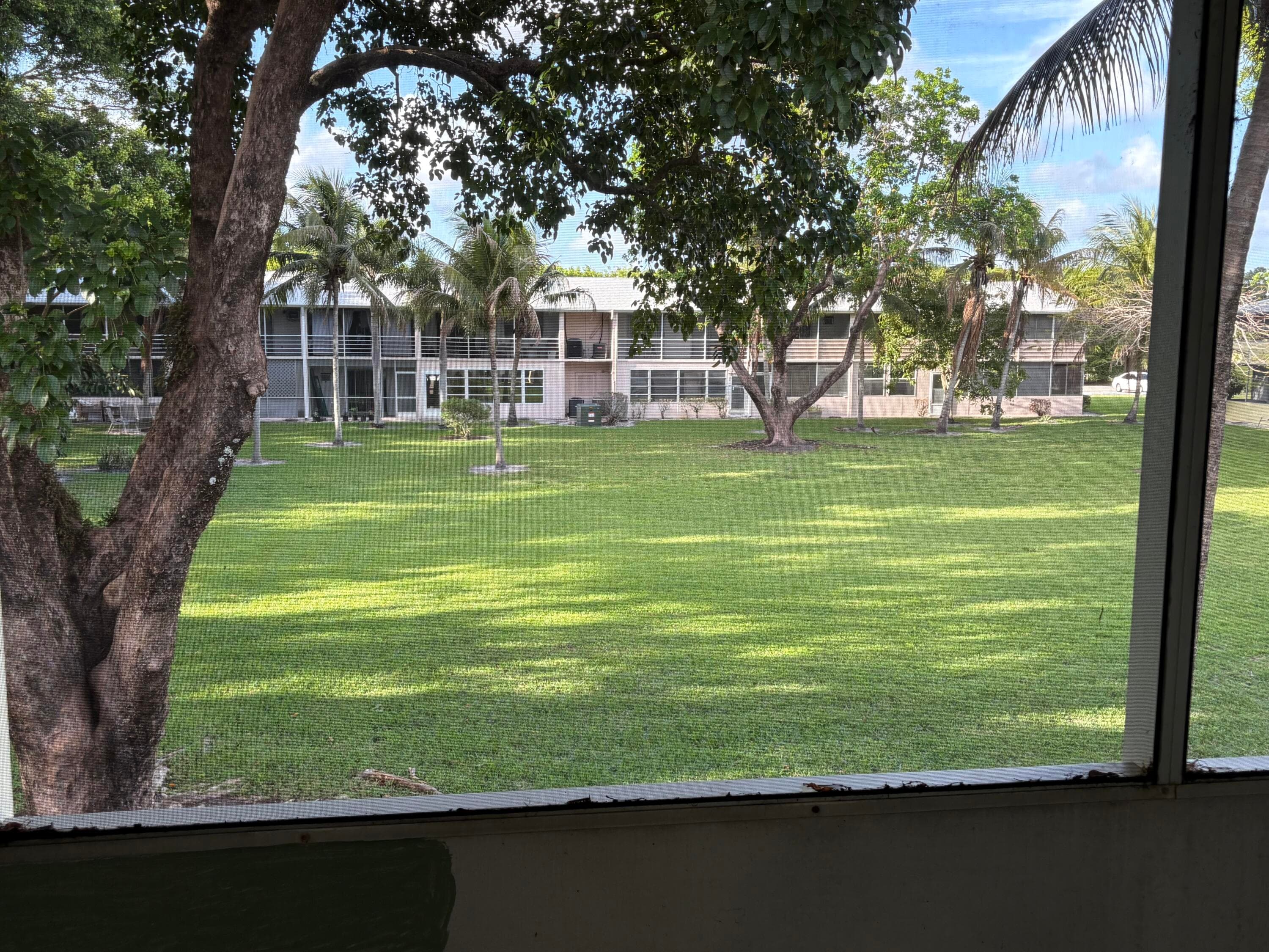 64 Sussex C, West Palm Beach, FL 33417 — photo 14 of 22