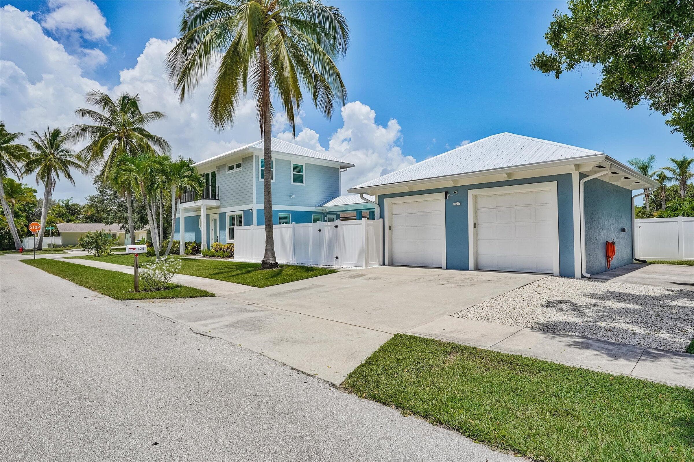 425 Hugh Street, Jupiter, FL 33458 — photo 4 of 41