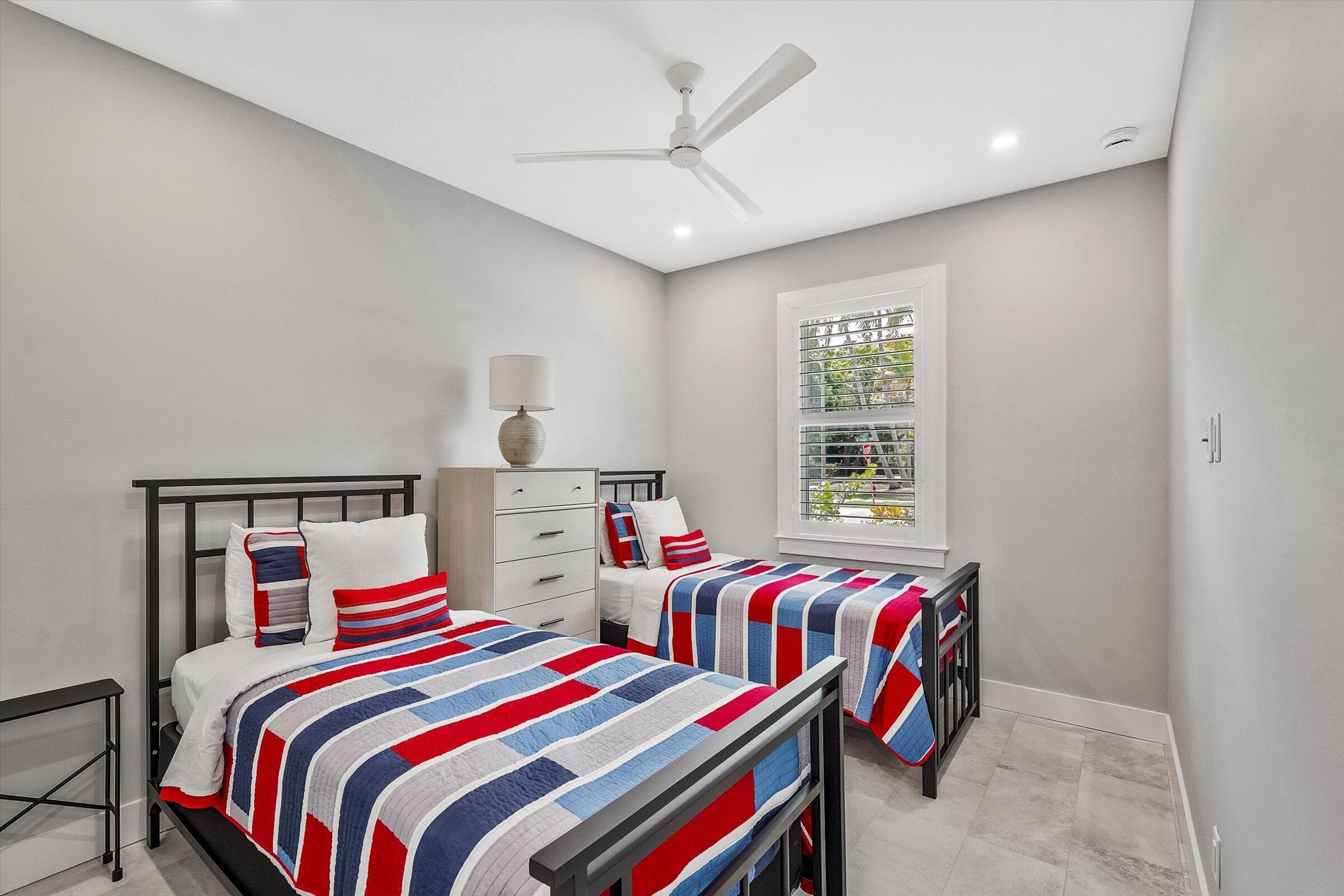 425 Hugh Street, Jupiter, FL 33458 — photo 15 of 41