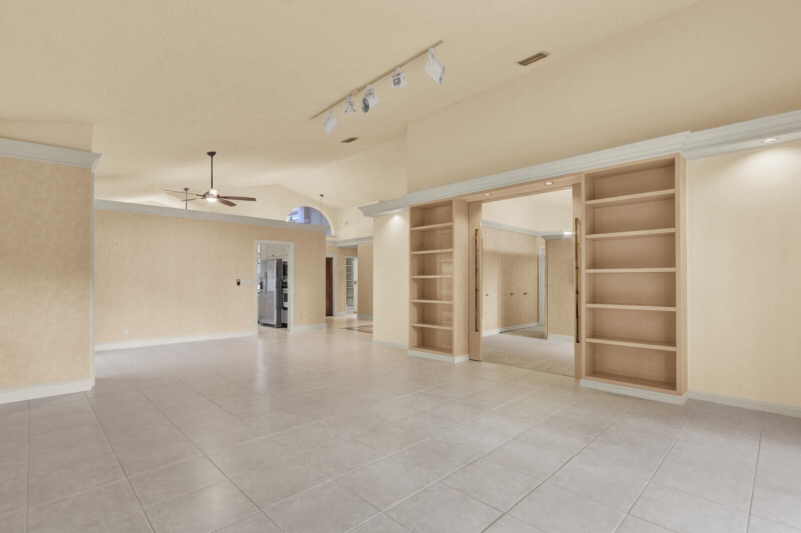 12751 Touchstone Place, Palm Beach Gardens, FL 33418 — photo 10 of 32