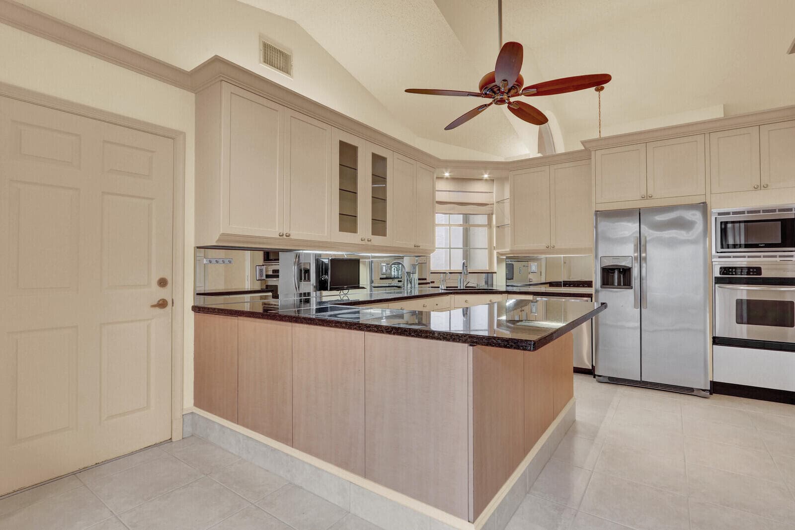 12751 Touchstone Place, Palm Beach Gardens, FL 33418 — photo 13 of 32