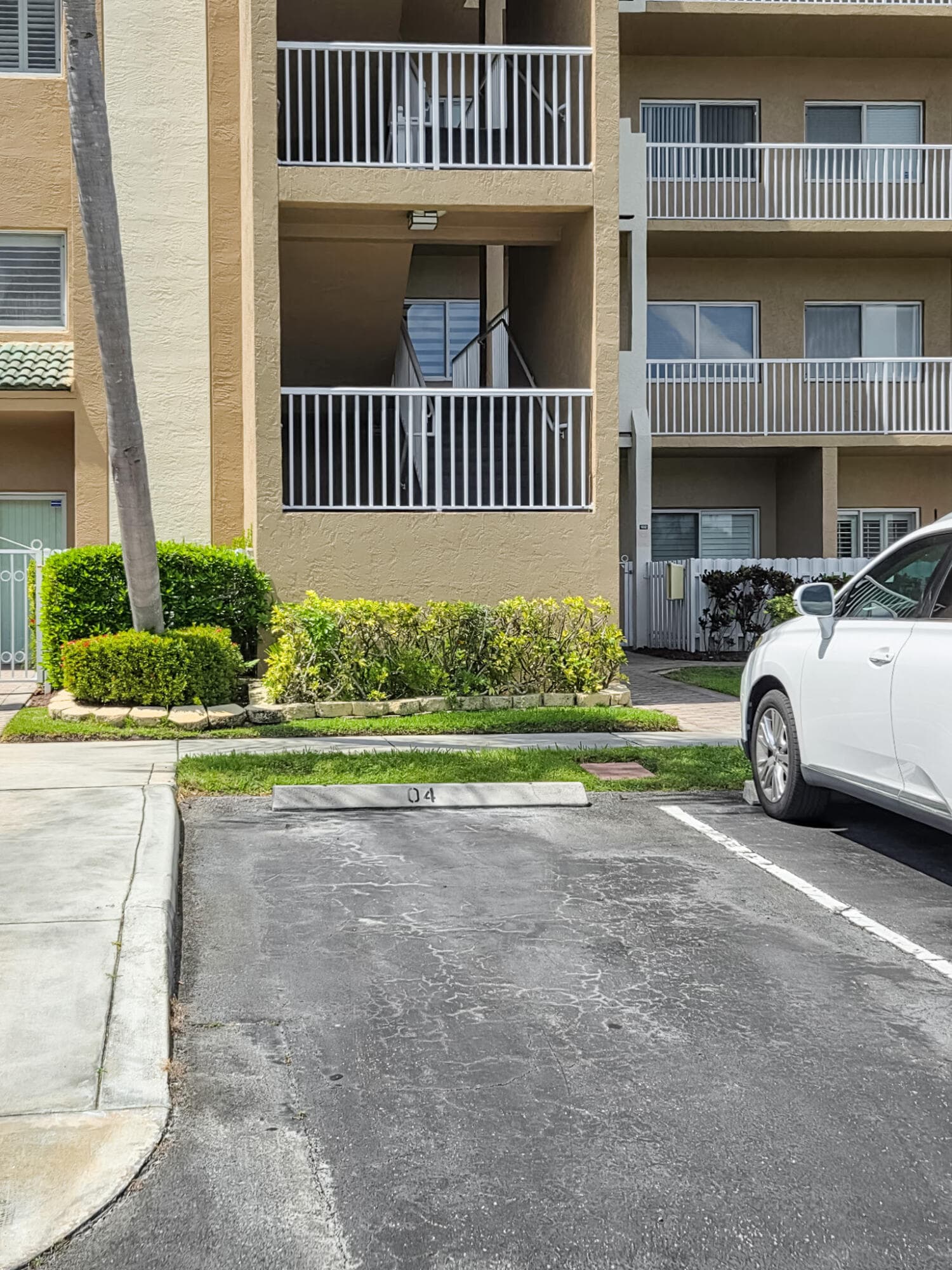 7623 Southampton Terrace 102, Tamarac, FL 33321 — photo 6 of 61