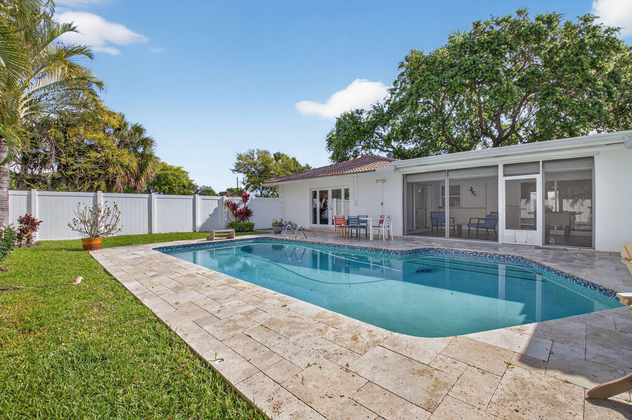 1010 SW 2nd Street, Boca Raton, FL 33486 — photo 20 of 40