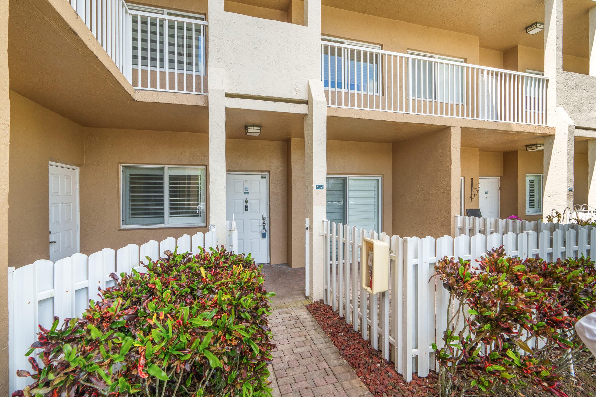 7623 Southampton Terrace 102, Tamarac, FL 33321 — photo 1 of 61