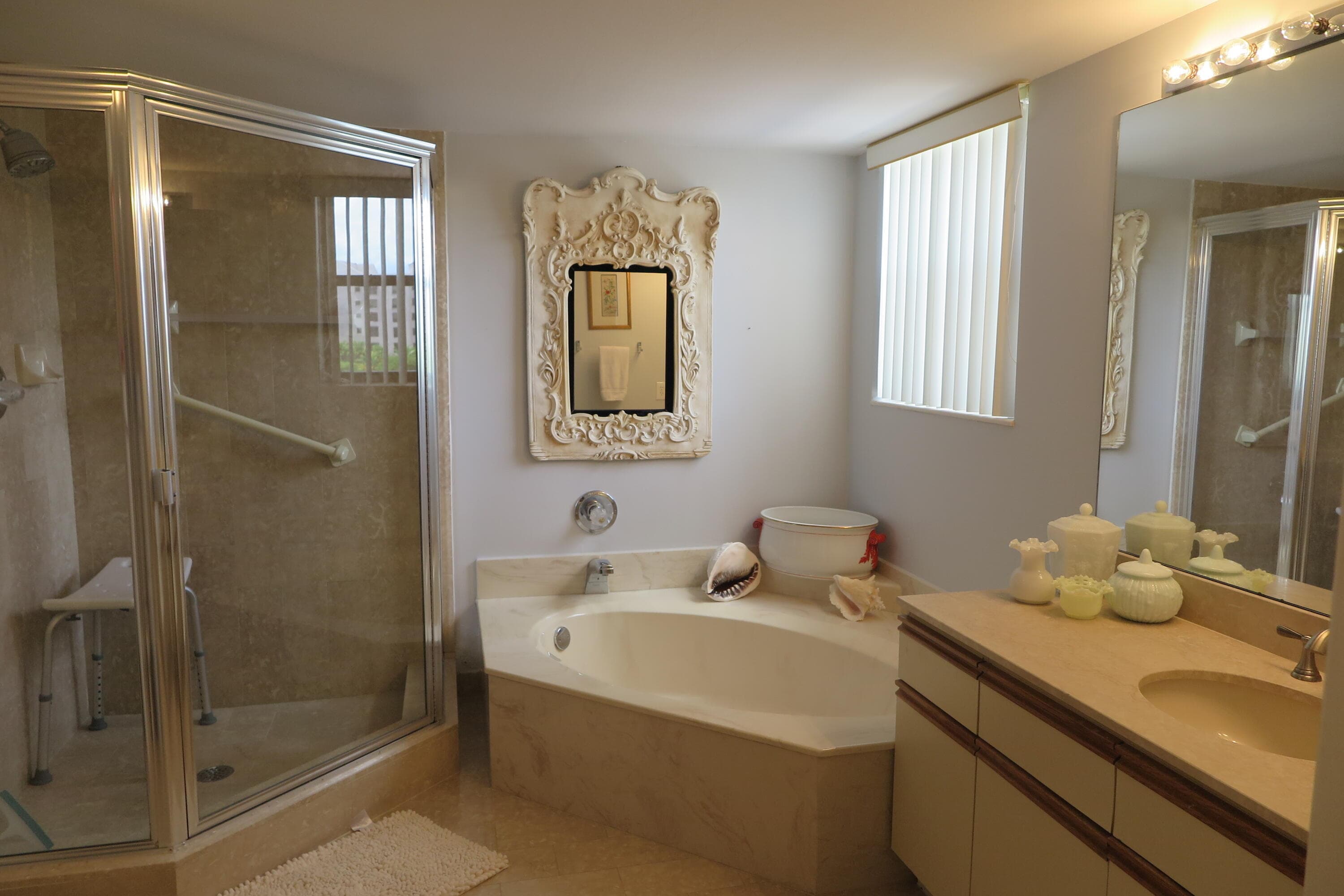 7578 Regency Lake Drive 501, Boca Raton, FL 33433 — photo 16 of 32