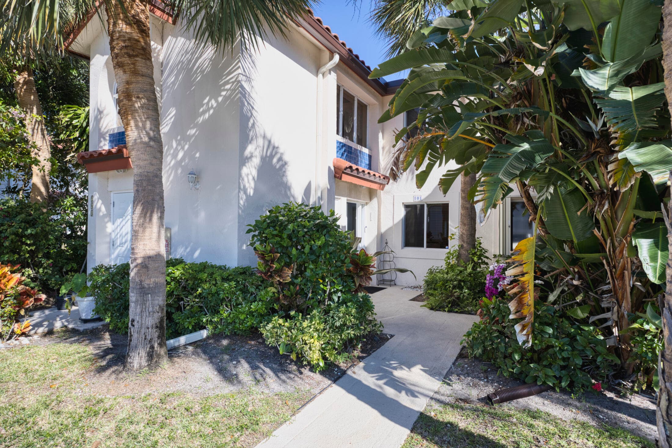 380 NW 67th Street Apt 101, Boca Raton, FL 33487 — photo 2 of 44