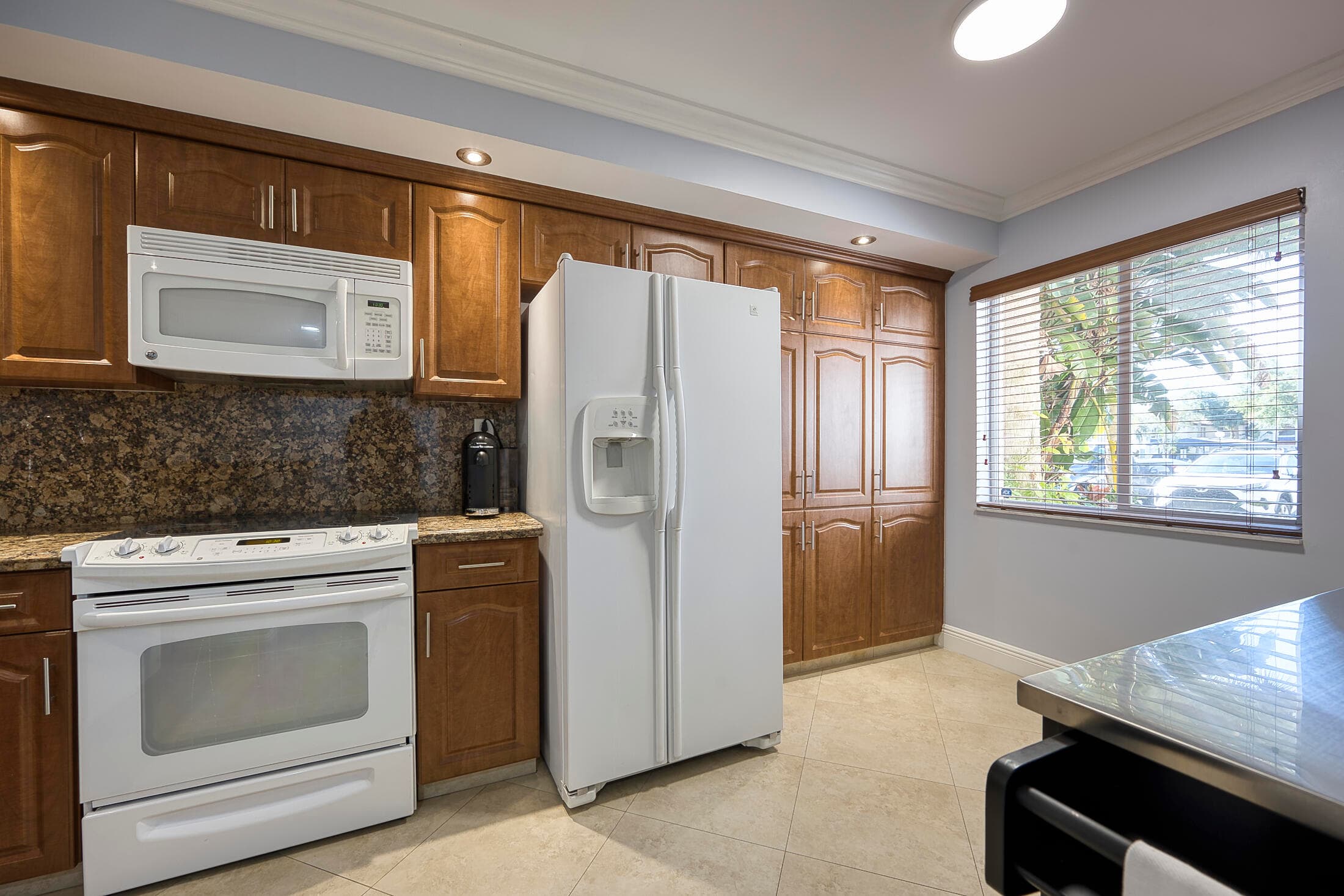 380 NW 67th Street Apt 101, Boca Raton, FL 33487 — photo 9 of 44