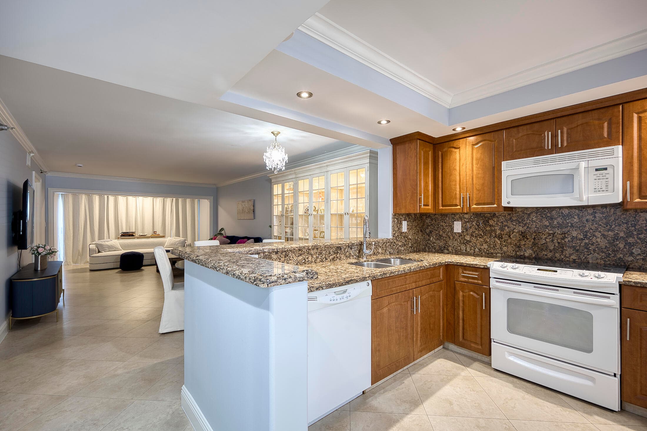 380 NW 67th Street Apt 101, Boca Raton, FL 33487 — photo 7 of 44
