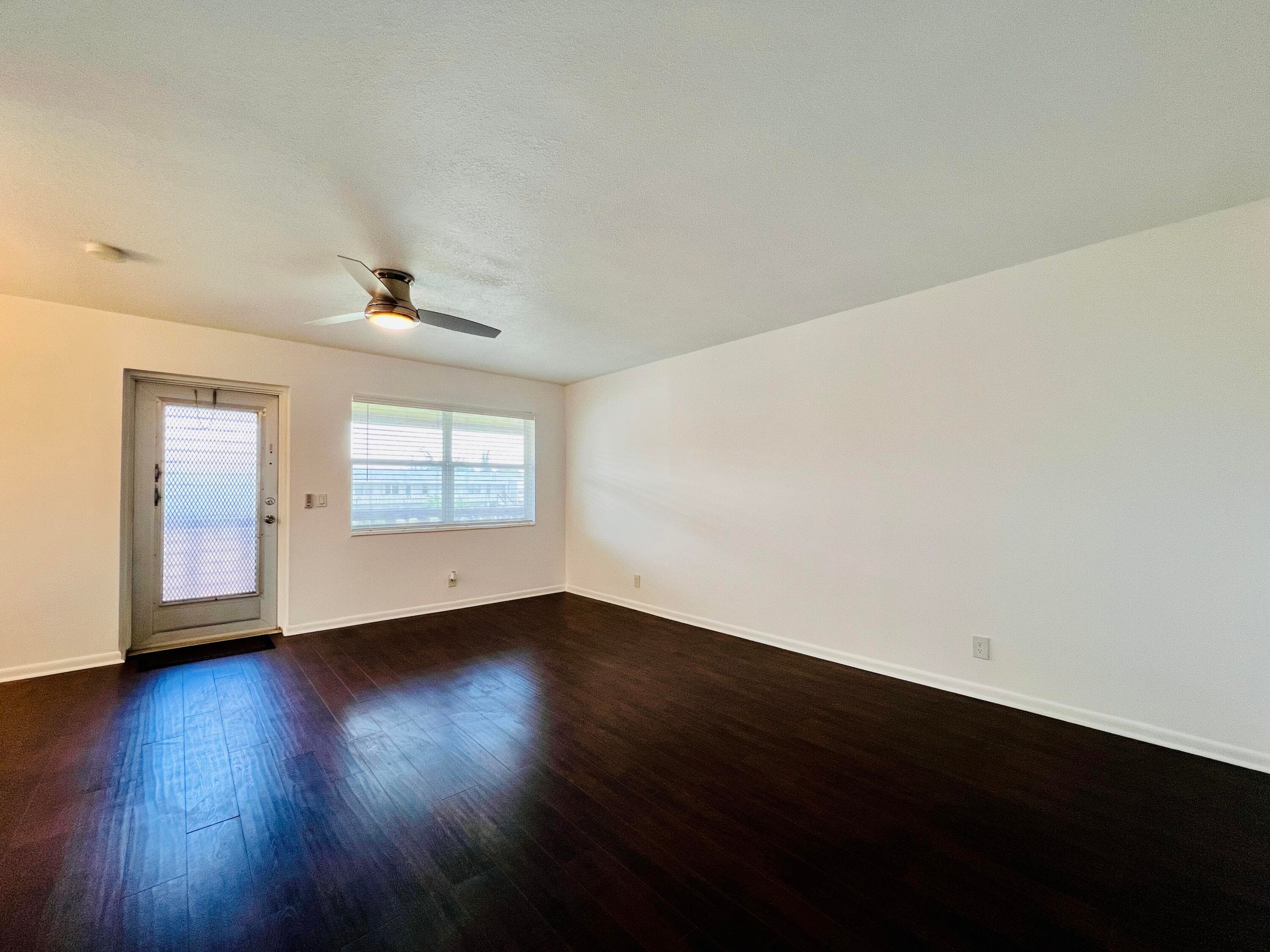200 Northampton J 200, West Palm Beach, FL 33417 — photo 7 of 21