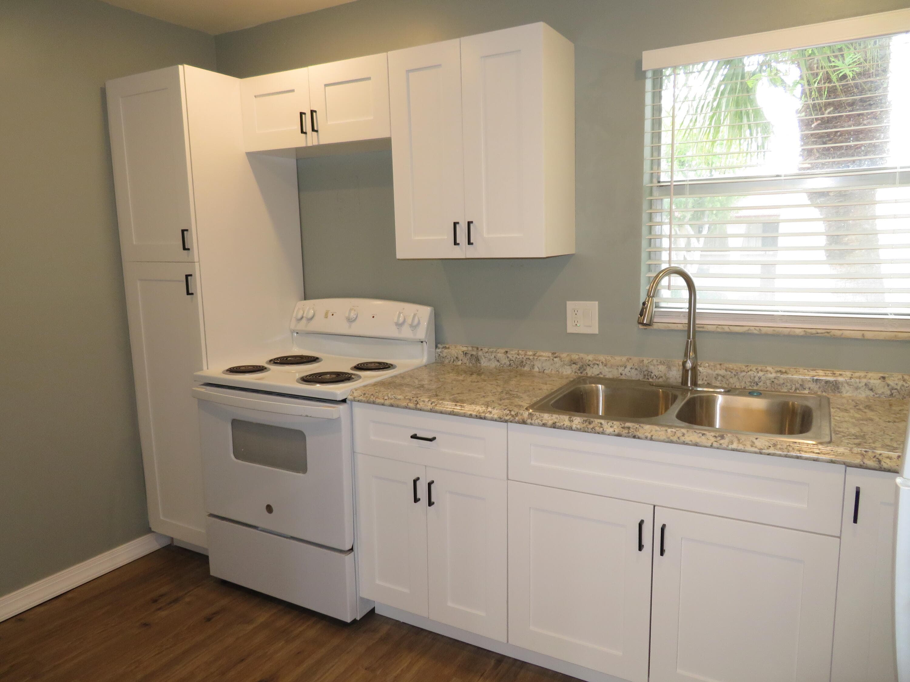 135 Lake Carol Drive E 135, West Palm Beach, FL 33411 — photo 7 of 19
