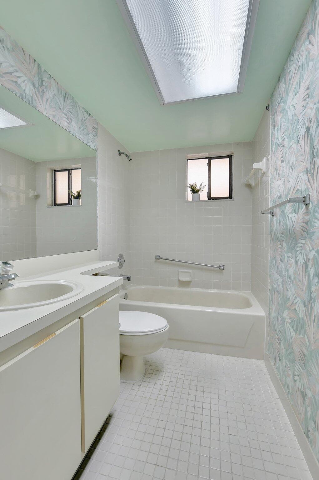 5340 Las Verdes Circle 208, Delray Beach, FL 33484 — photo 21 of 49