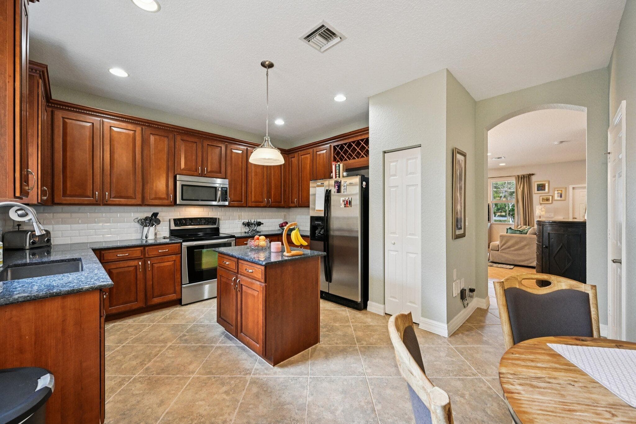110 E Pigeon Plum Drive 108, Jupiter, FL 33458 — photo 11 of 56