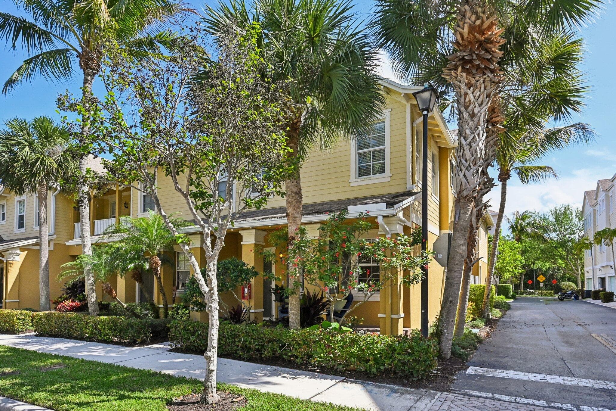 110 E Pigeon Plum Drive 108, Jupiter, FL 33458 — photo 2 of 56