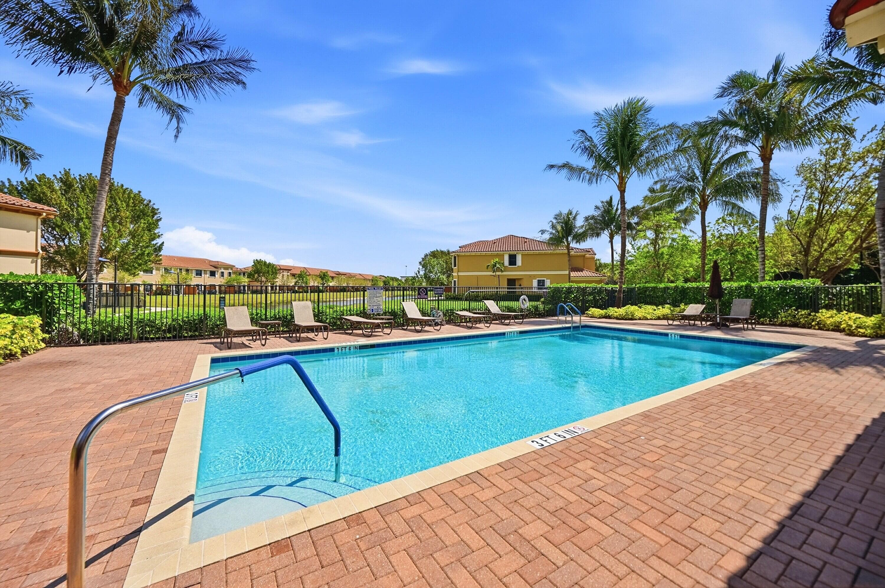 10415 Wellington Parc Drive, Wellington, FL 33449 — photo 36 of 37
