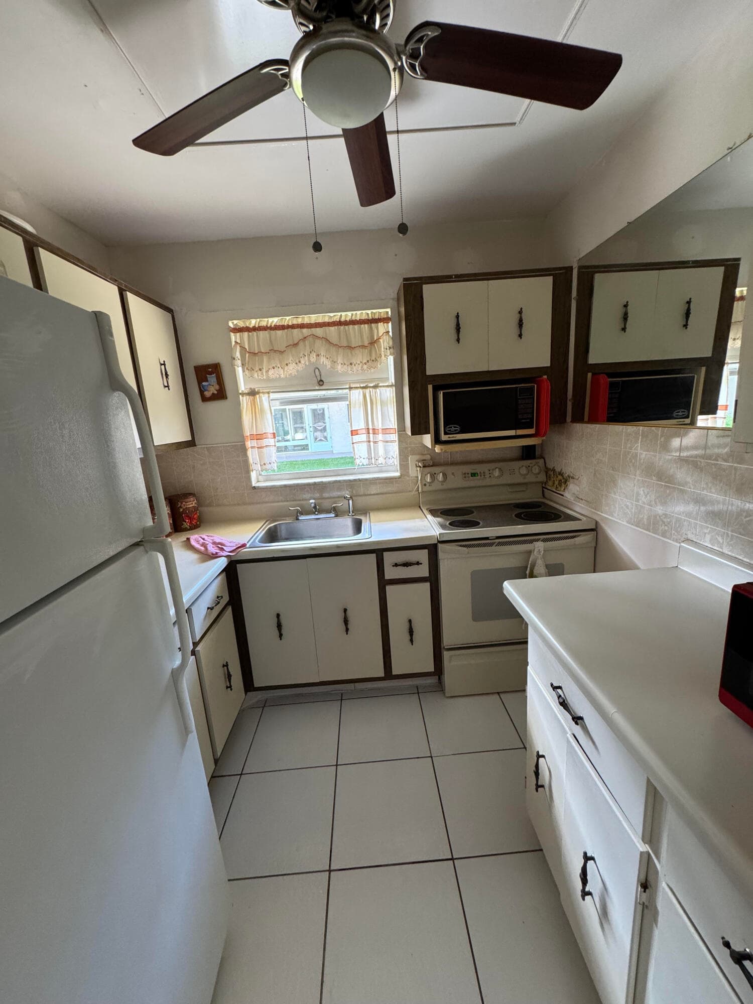 632 Snug Harbor Drive D2, Boynton Beach, FL 33435 — photo 10 of 39