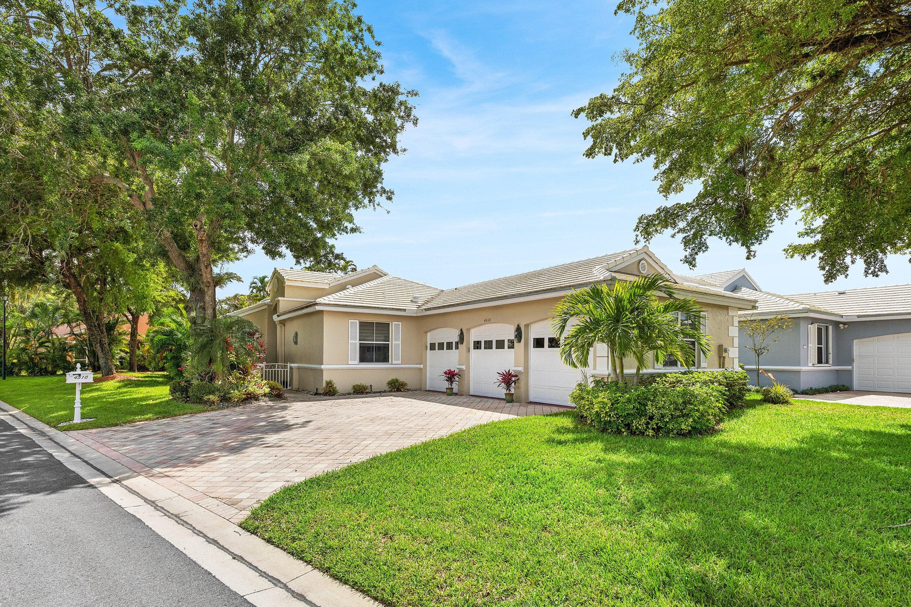 4510 Kensington Park Way, Wellington, FL 33449 — photo 2 of 56