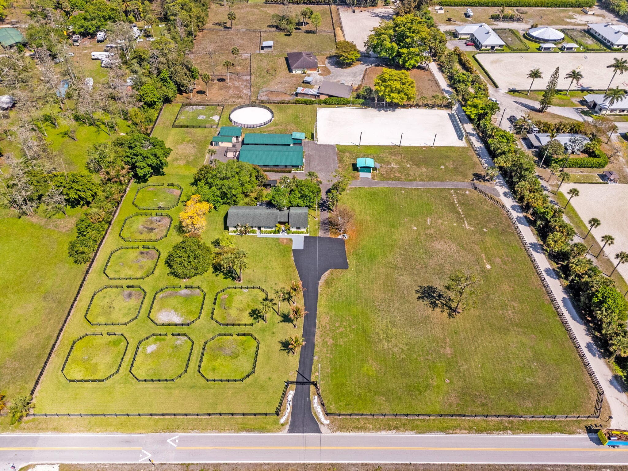 1230 F Road, Loxahatchee Groves, FL 33470 — photo 3 of 75
