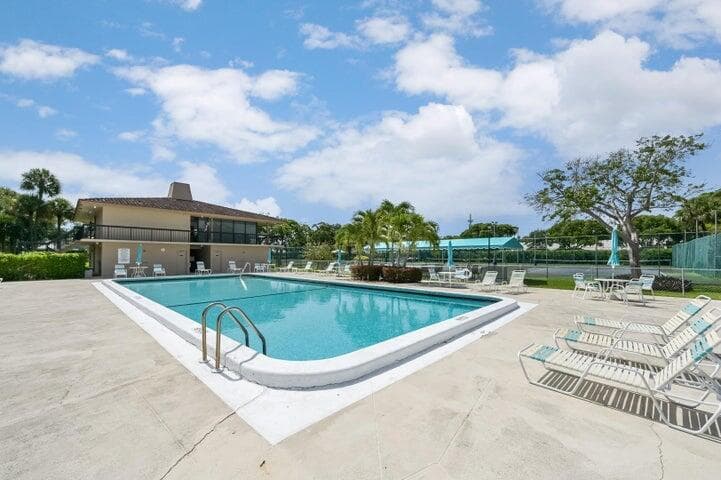 5340 NW 2nd Avenue NW 226, Boca Raton, FL 33487 — photo 26 of 29
