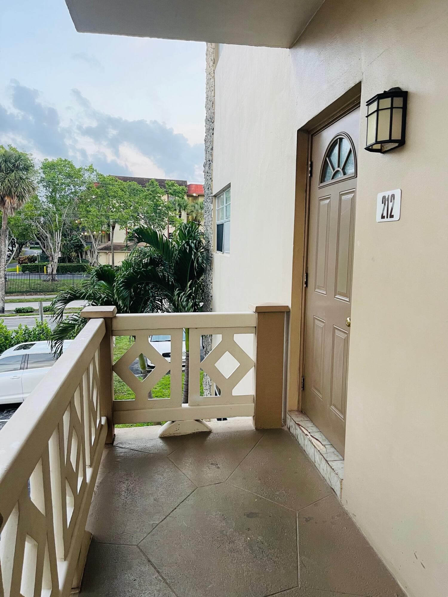 5051 W Oakland Park Boulevard W Unit E212, Lauderdale Lakes, FL 33313 — photo