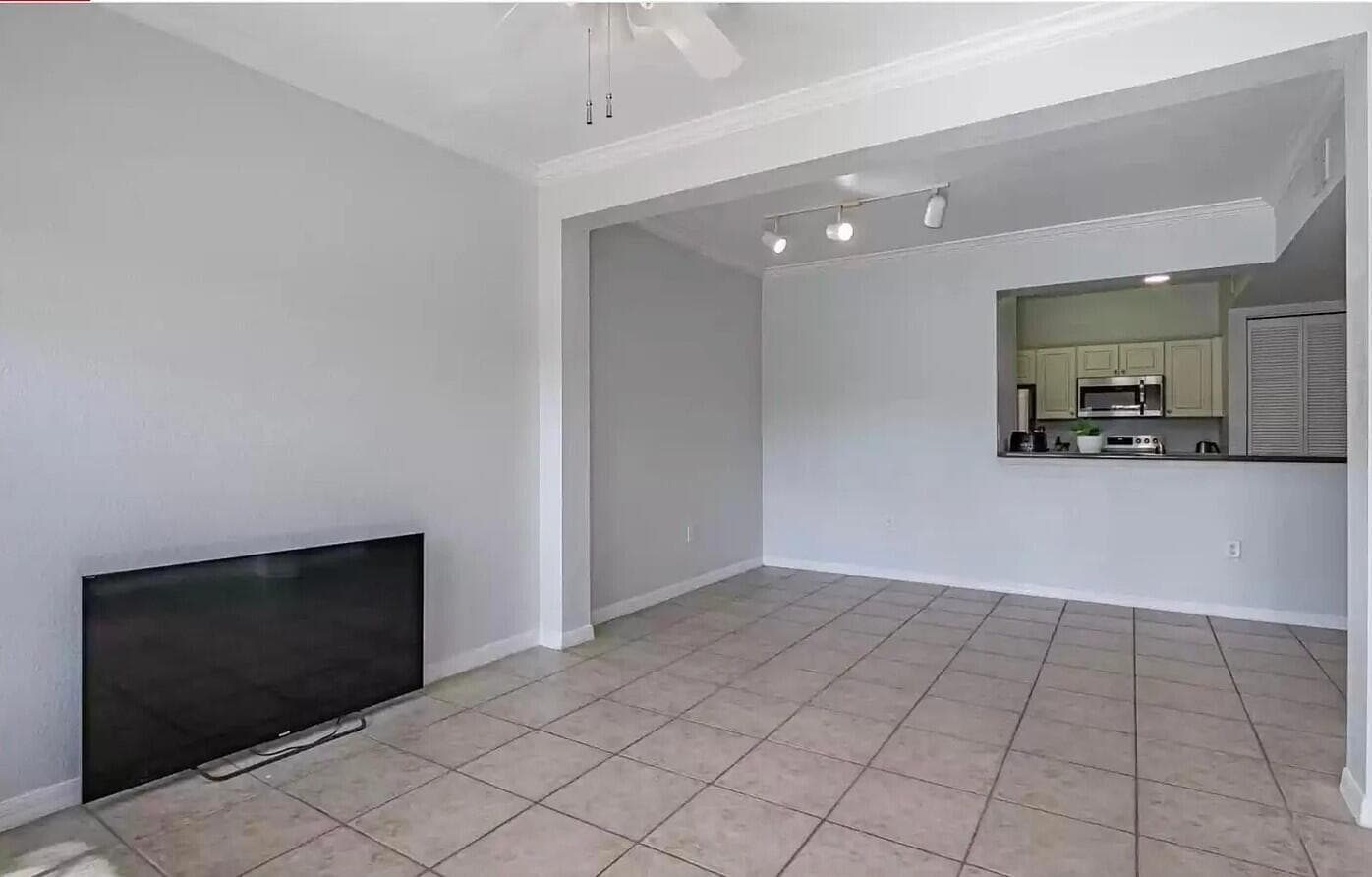 2308 57th Circle 2308, Vero Beach, FL 32966 — photo 3 of 20