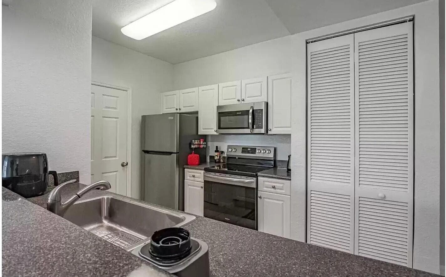 2308 57th Circle 2308, Vero Beach, FL 32966 — photo 6 of 20