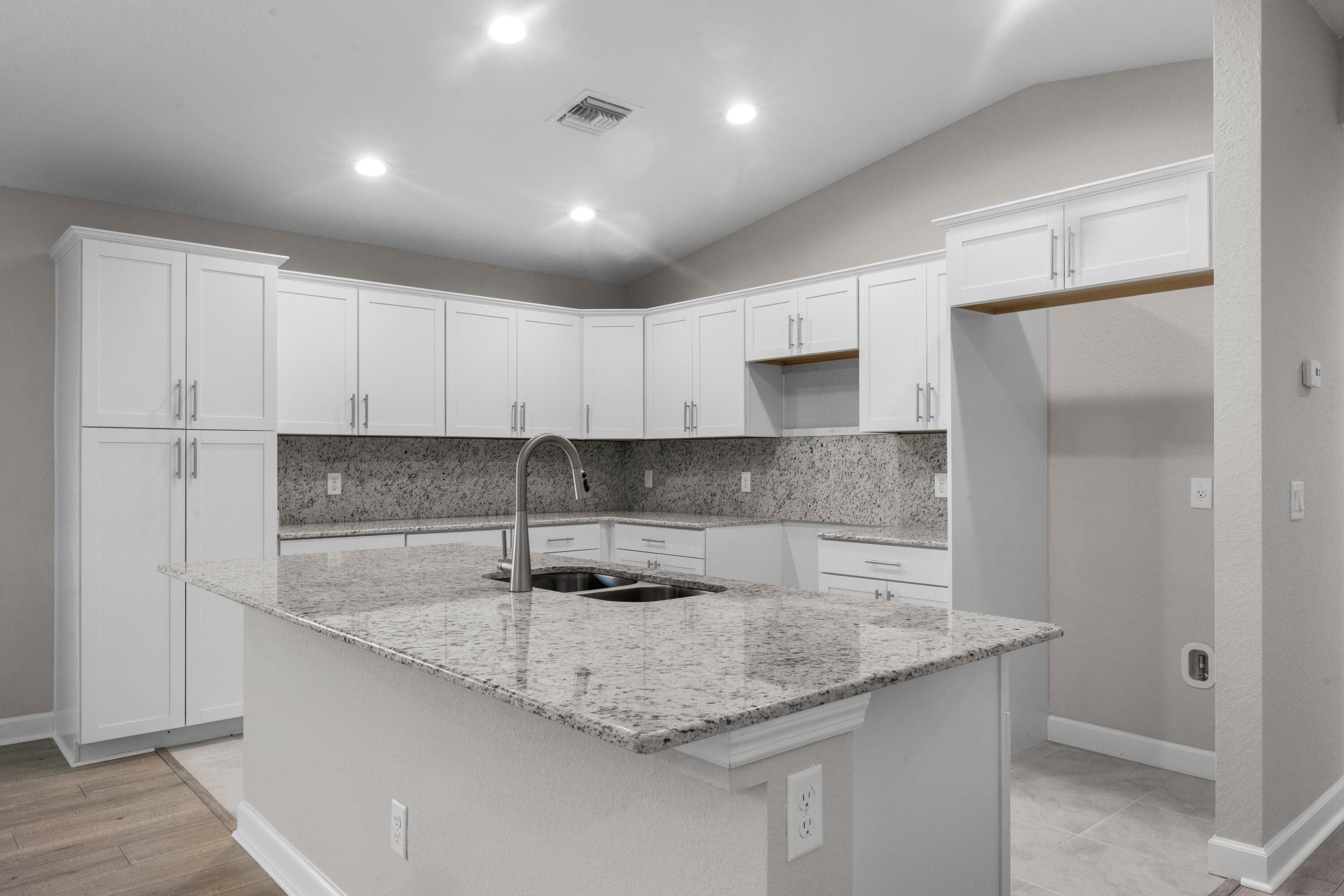 6647 Spanish Lakes Blvd., Fort Pierce, FL 34951 — photo 4 of 22