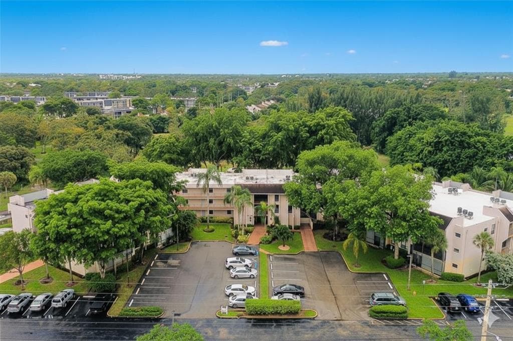 8150 W Mcnab Road 312, Tamarac, FL 33321 — photo 1 of 32